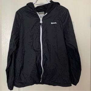 Women’s Black Bench Wind Breaker Jacket Size Large